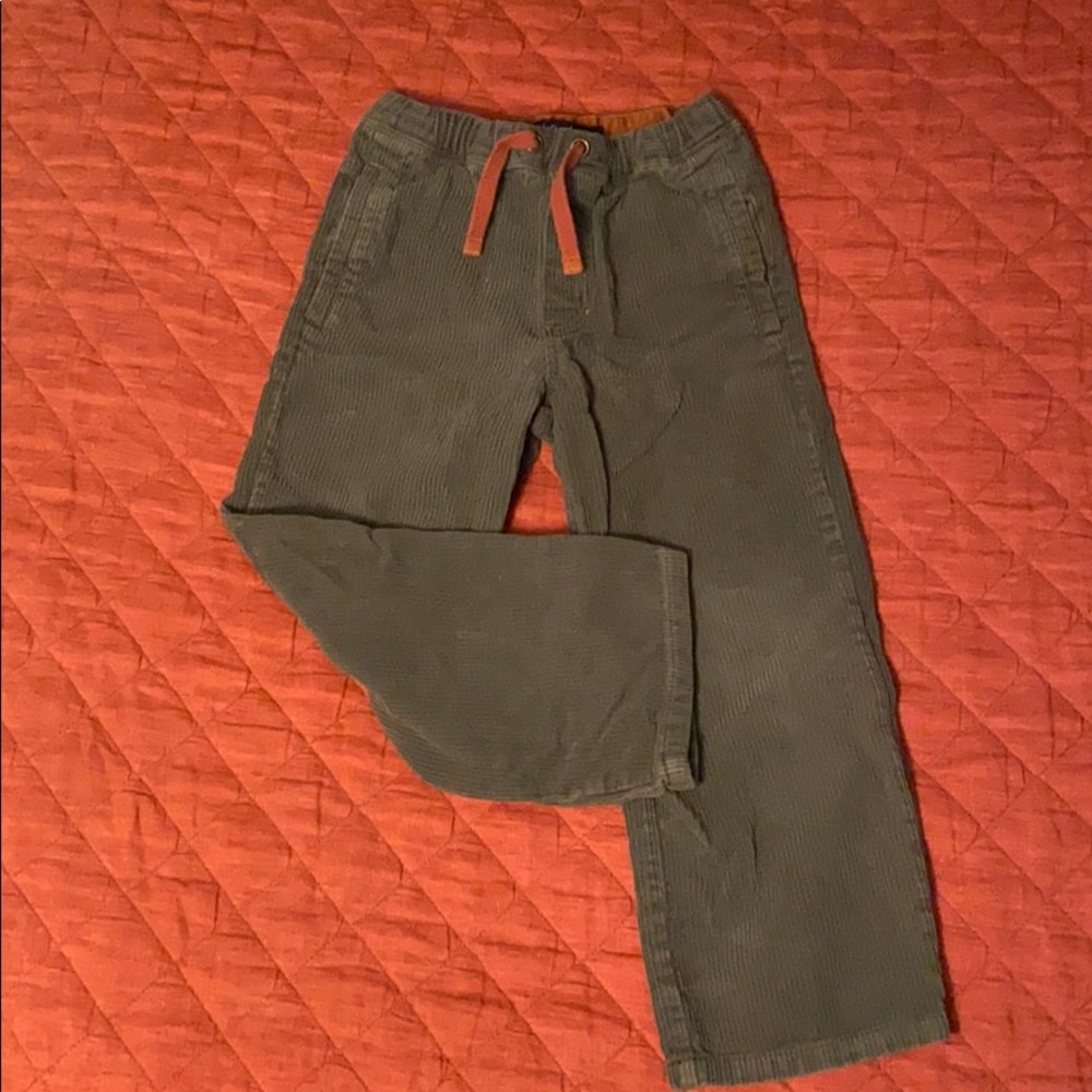 Boys mini boden corduroy pants - good condition.